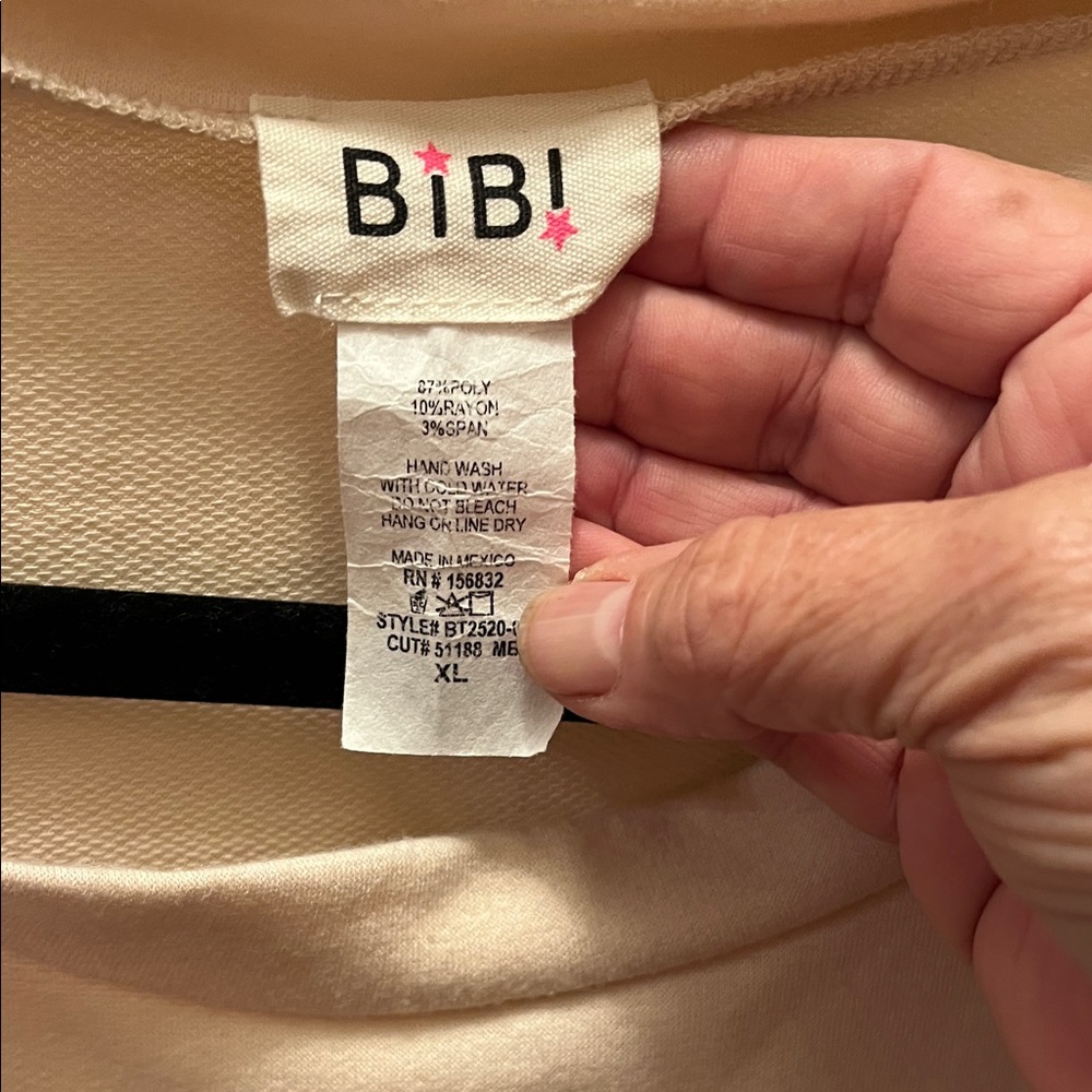 Bibi Women's Blush Pink Sweatshirt
NWOT - Picture 2 of 3